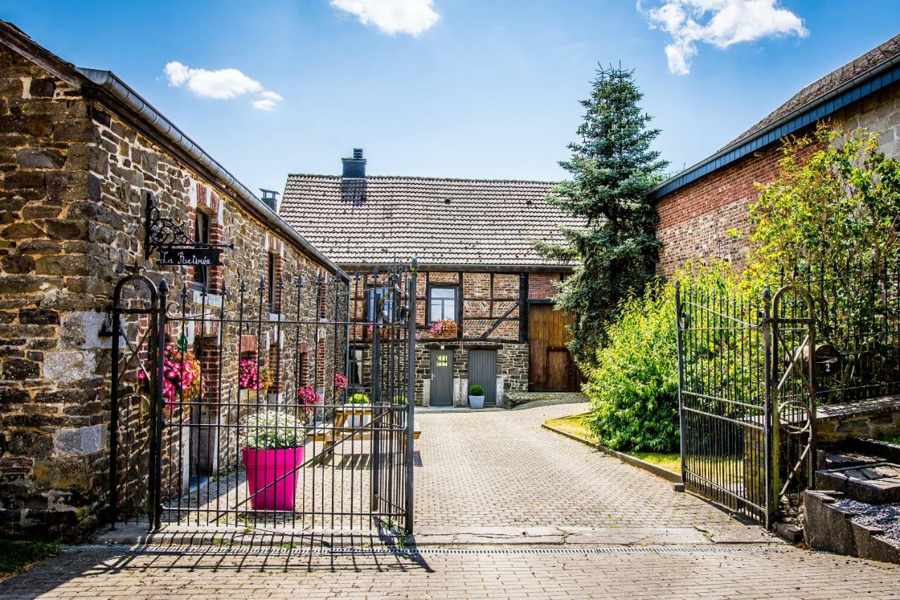 Villa La Retiree Grimbiémont Exterior foto